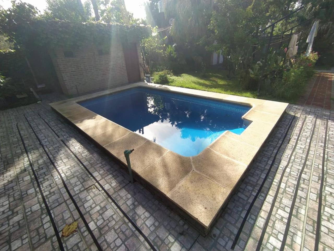 Aeropuerto Ezeiza Nuevo Descanso Monte Grande Exteriér fotografie